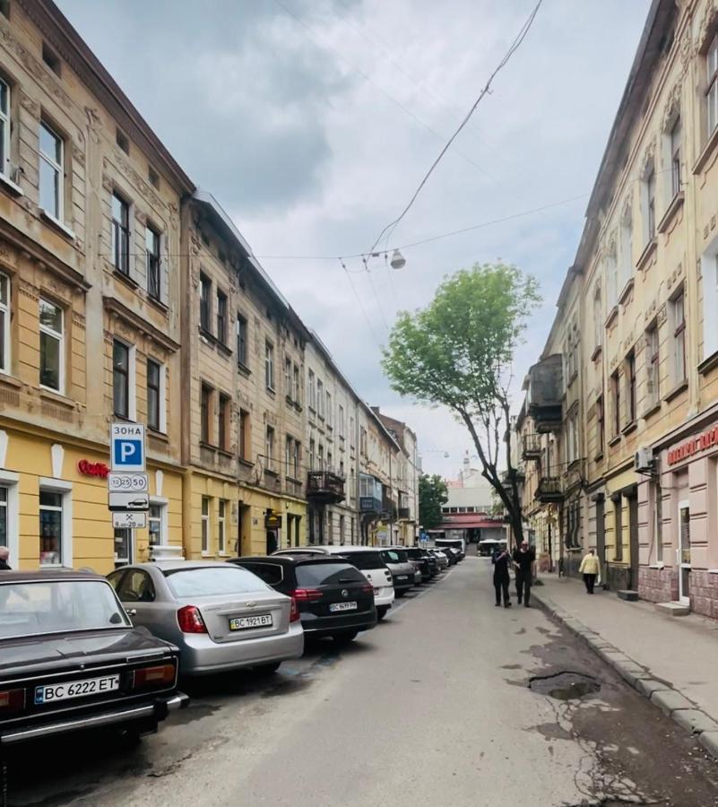 Крехівська 5,Апартаменти В Центрі, Дві Спальні Lviv Eksteriør bilde